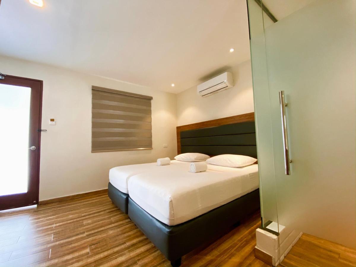 The Hub District Garden Suites Пасай Екстериор снимка