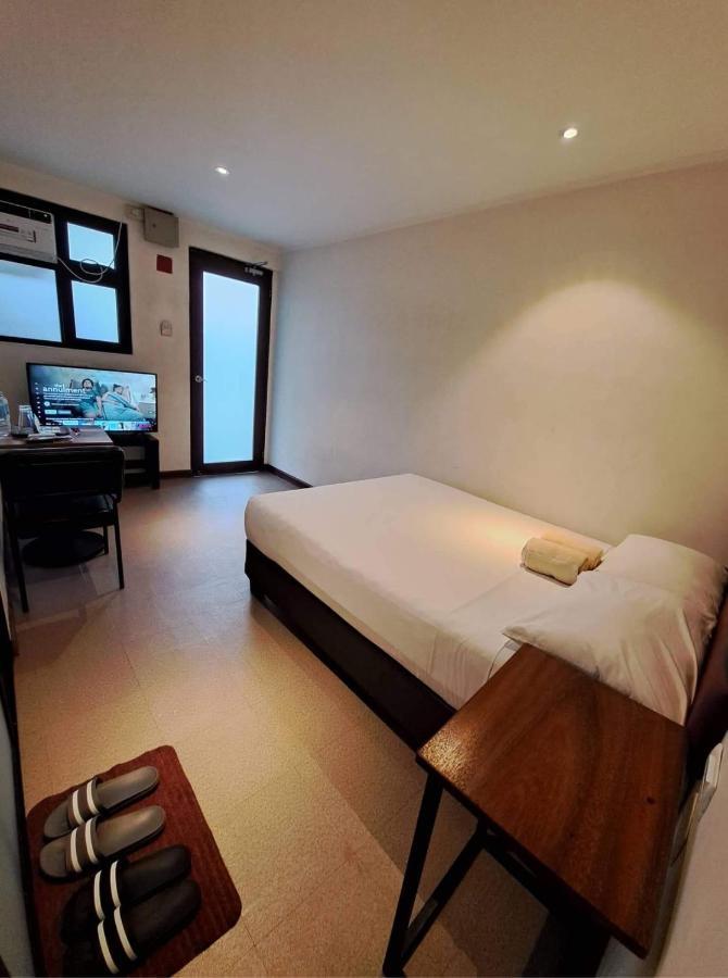 The Hub District Garden Suites Пасай Екстериор снимка